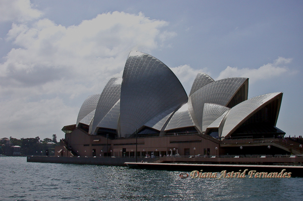 Australia-Sydney-Opera-House-from-boat